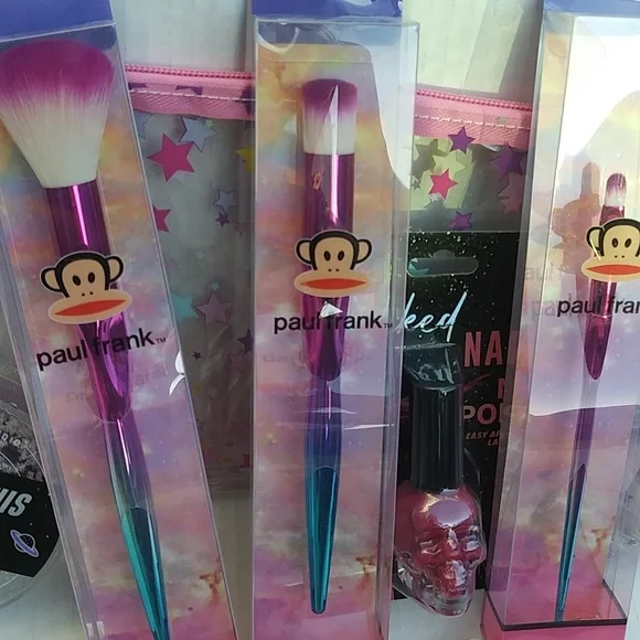 Paul Frank make-up bundle